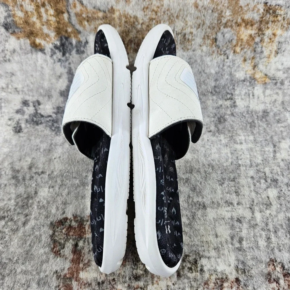 Under‎ Armour Mercenary Ignite Slides Sandals Youth 5 White Black 3022712 Beach